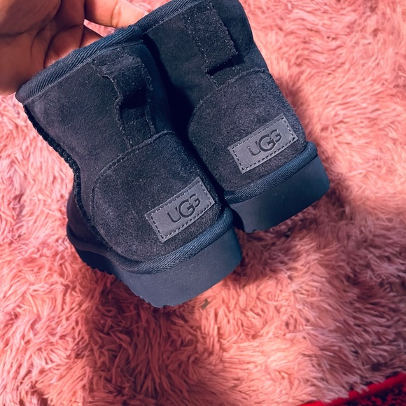 Ugg short boots - Picture 3 of 6